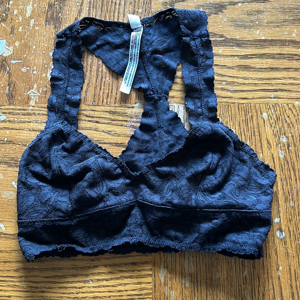 Free People Intimately Women’s Black Lace Halter Bralette, S/P